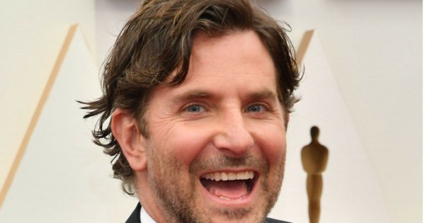 Bradley Cooper w niecodziennym towarzystwie! Na czerwonym dywanie towarzyszyła mu....mama!