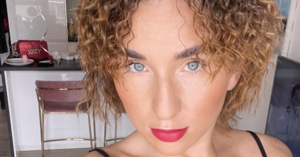 Marta Linkiewicz dodaje półnagie fotki! Zobacz zdjęcia bez stanika i nową fryzurę w modnym kolorze złotego blondu!