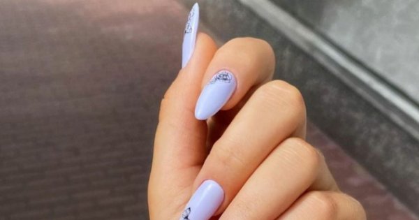 Monika Kozakiewicz z "Love Island" wypuściła własną linię frotek do włosów - kolorowe i stylowe - zobacz w naszej galerii zdjęciowej!