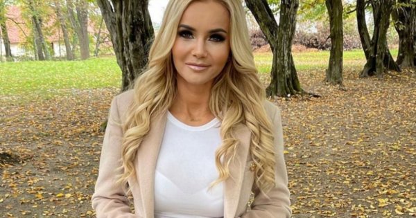 "Królowe życia" - Monika Chwajoł prezentuje nowe sukienki w MC Premium - idealne na Dzień Kobiet!