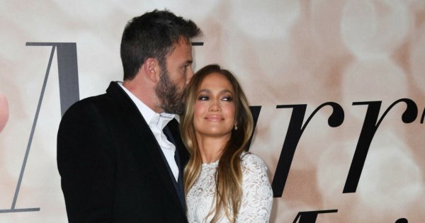 Jennifer Lopez i Ben Affleck są zaręczeni! Hollywoodzka historia miłosna trwa już 20 lat