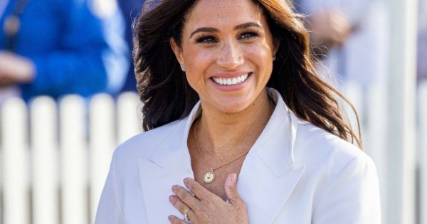 Meghan Markle w najmodniejszej stylizacji! Robi wrażenie? "Wow, kolejna świetna stylizacja!" - piszą fani