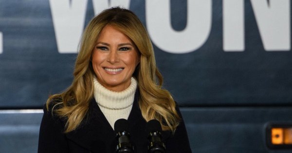 Melania Trump – ikona stylu czy mistrzyni modowych wpadek? Przypominamy stylizacje byłej pierwszej damy Stanów Zjednoczonych!