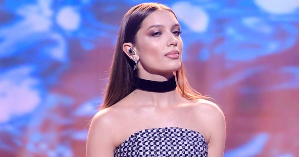 Wiktory 2021: 14-letnia Viki Gabor w sexy kombinezonie. Znów dodaje sobie lat?