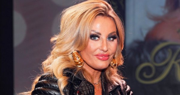 Dagmara Kaźmierska pochwaliła się mamą w bikini. Już wiadomo po kim Królowa Życia odziedziczyła figurę