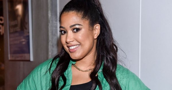 Patricia Kazadi w stylizacji inspirowanej Kim Kardashian! Marynarka w panterkę i czarna obcisła sukienka robią robotę!
