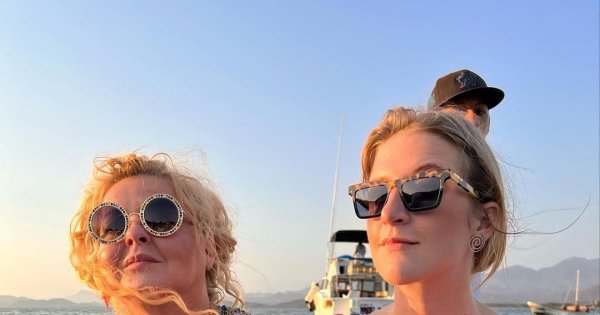 Lara Gessler w jeansach z wysokim stanem: "Ty już nie jesteś w ciąży? Gdzie Twój brzuch?" - ktoś pyta
