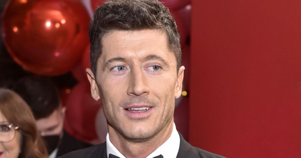 Zarobki Lewandowskiego u szejków zwalają z nóg. Te liczby dosłownie odbierają mowę