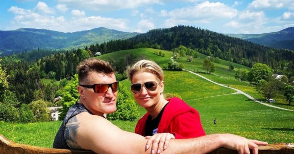 Dominika Tajner zachwyca fryzurą ślubną! Dobierany, imponujących rozmiarów warkocz to jej propozycja na własny ślub?