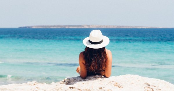 "Pojechałam z mężem na rajskie wakacje, a on zabronił mi założyć bikini. Podobno 60-latce nie wypada!"