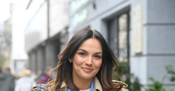 Paulina Krupińska pokazała na Instagramie archiwalne zdjęcia: swoją najgorszą fryzurę i nietrafione stylizacje