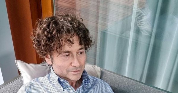 Piotr Rubik pokazał zdjęcie z dzieciństwa. Wszyscy patrzą na jego... włosy! WOW!