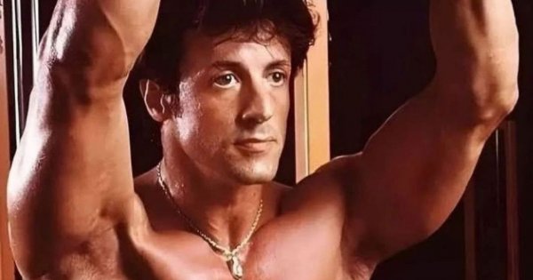 Jak wyglądają córki Sylvestra Stallone? To prawdziwe petardy! Ciekawe po kim odziedziczyły urodę...