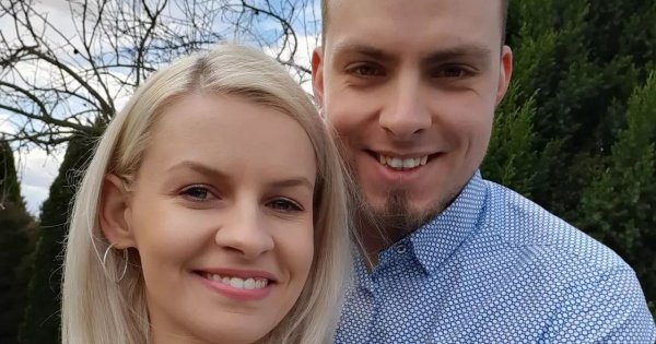 Agata ze "Ślubu od pierwszego wejrzenia" wzięła ślub! Panna młoda w koronkowej sukni ślubnej! Wypłynęły zdjęcia z wesela rustykalnego!