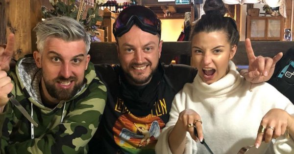 Jak Bartosz Śniadecki z Afromental wygląda po latach? Muzyk zaszalał z fryzurą!