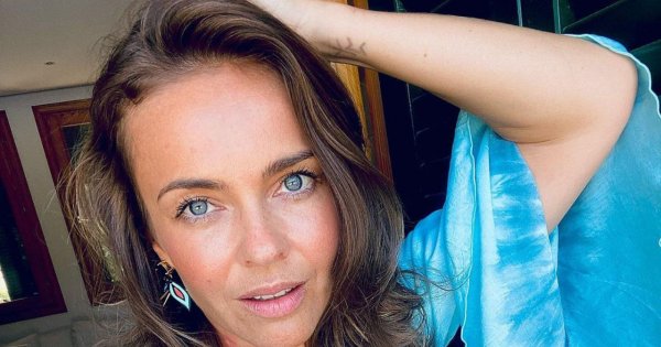 Bifor Undercover Festival: Edyta Herbuś z żółtej zwiewnej sukience maxi. Uwagę zwracają kolczyki... Udana stylizacja?