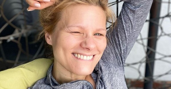 Anna Głogowska spędza wakacje z córką i byłym! Na domiar złego Piotr Gąsowski znów miał problemy na lotnisku...