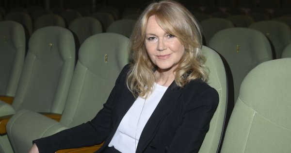 63-letnia Grażyna Torbicka ścięła i rozjaśniła włosy?! Z roku na rok coraz młodsza!