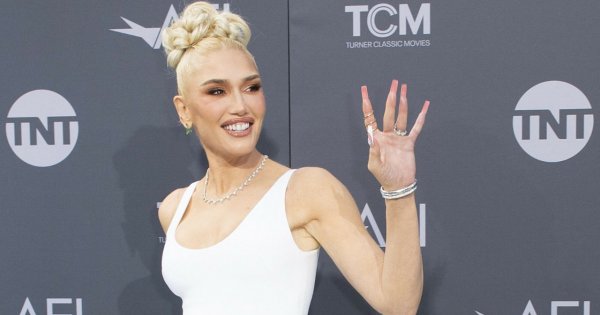 Gwen Stefani pokazała zdjęcia, gdzie wgląda 20 lat młodziej. Fani: wyglądasz jak alien