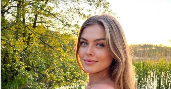 Joanna Opozda i jej letni styl: sukienki midi, maxi, garnitury i komplety. Te stylizacje są hitem sezonu 2022!