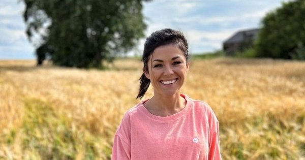 Szczęśliwa Kasia Cichopek zawdzięcza fantastyczny humor swojemu trenerowi? "Endorfiny szaleją" - skomentowała