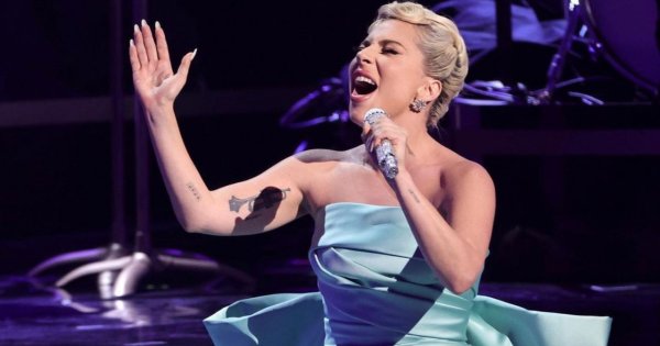 Lady Gaga ma niezwykłe moce? "Niewidzialne pole siłowe" ochroniło ją podczas koncertu