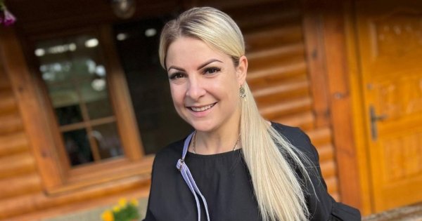 Magda Narożna w 2 fenomenalnych kreacjach na Wakacyjnej Trasie Dwójki. Jedna jest jak suknia ślubna!
