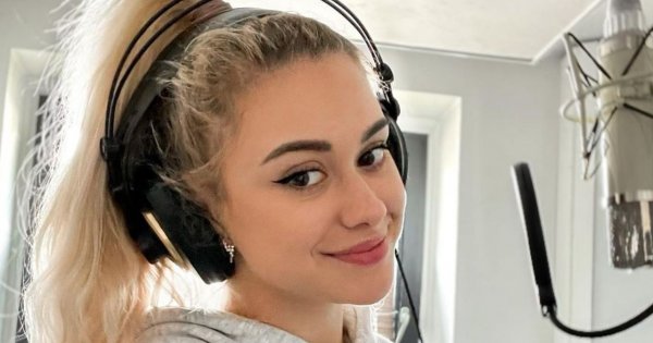 Sylwia Przybysz eksponuje pośladki w seksi stroju kąpielowym. Fani: "Jak po dwóch ciążach masz przepiękną figurę"