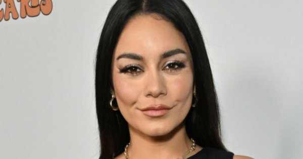 Vanessa Hudgens odsłania brzuch na ściance! Jej sukienka to totalny hit!