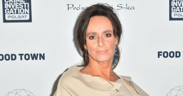 Anna Korcz odsłania opalone nogi w modnej sukience! Zadała szyku?
