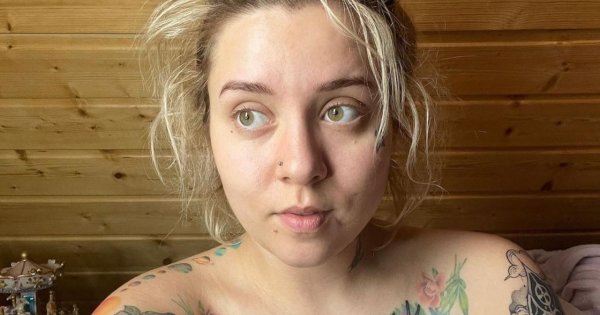 Zuzanna Borucka pokazuje półnagie pośladki i walczy z hejtem. Pisze: "Takie komentarze mam w du**e"