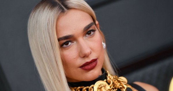 Dua Lipa w skąpym kombinezonie! Więcej odkryła niż zakryła?