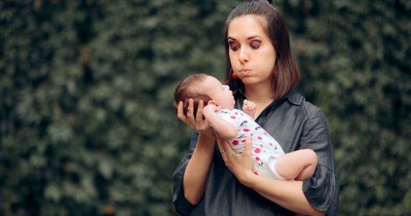 "Adoptowaliśmy córeczkę, ale mąż jej chyba nie kocha. Co robić?"