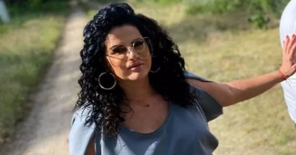 Edzia skrytykowana przez fanki: "Samotna w polu niczym strach na wróble w eleganckim prześcieradle. Przestanie Pani błaznować"