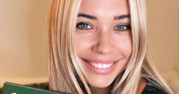 Sandra Kubicka porównuje swoje półnagie zdjęcia sprzed roku do obecnych. Ktoś pisze: "I żeby nikt nie pisał, że to geny"