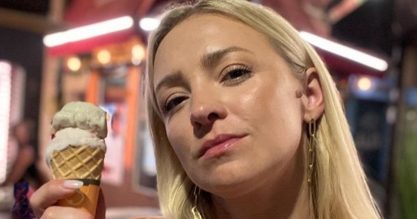 Barbara Kurdej-Szatan wrzuciła zdjęcie w siateczkowym topie! Pod spodem widać wszystko! Ktoś pisze: "Brak rozumu"