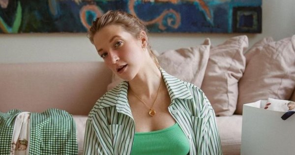 Mieszkania Gwiazd: Tak mieszka Lara Gessler. "To mieszkanie to zapis naszego życia". Gustowne?