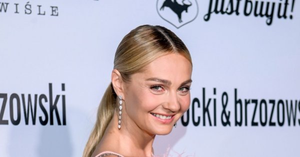 Małgorzata Socha i jej letni styl: letnie sukienki, mini, maxi, bluzy, szorty i... bikini! SPRAWDŹ!