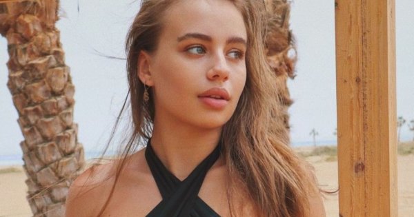 Oliwia Bieniuk w odważnej małej czarnej. Prawie wszystko ma na wierzchu? "Kiedyś w niej wyjdę" - pisze