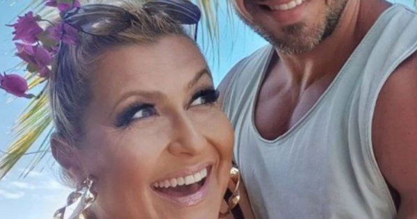 Katarzyna Skrzynecka zapuszcza się w puszczę z rodziną. Mąż wprost "zachwycony" wizją spędzenia kilku dni bez internetu. Jego mina mówi wszystko!
