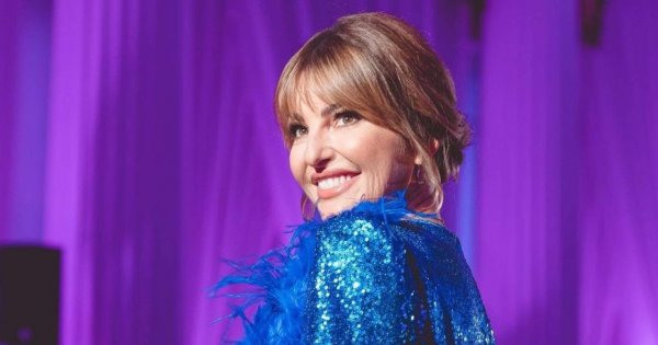 Obłędnie seksowna Beata Chmielowska w czerwonej sukni z ogromnym dekoltem! Wygląda na 47 lat?