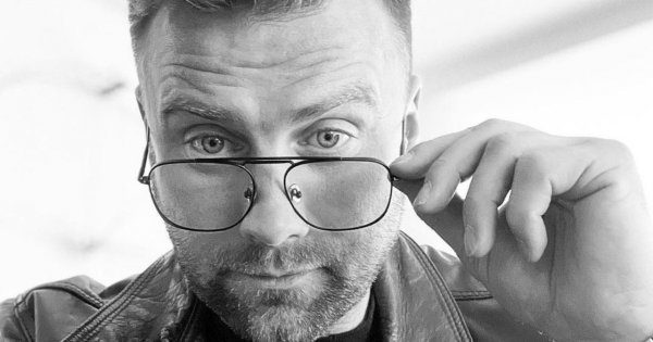 Artur Boruc pokazał zdjęcie, na którym siedzi bez majtek na toalecie. Ktoś pisze: "Na grubo"