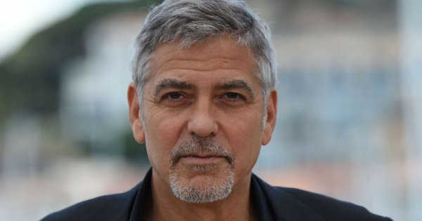 George Clooney z długimi włosami! Niemożliwe? Mamy rzadkie zdjęcie aktora z początków kariery