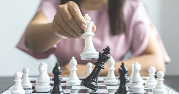 "Córka nie chce chodzić na zajęcia dodatkowe. A ja chcę, by korzystała ze wszystkich. Co robić?"