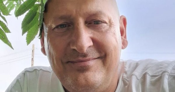 "Królowe Życia" - Jacek Wójcik zmienił image. Fani: "Wyglądasz jak stary dziad! Coś sobie zrobił?"