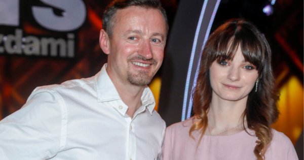 Karolina Małysz obchodzi rocznicę ślubu! Pokazała nowe zdjęcia tiulowej sukni ślubnej