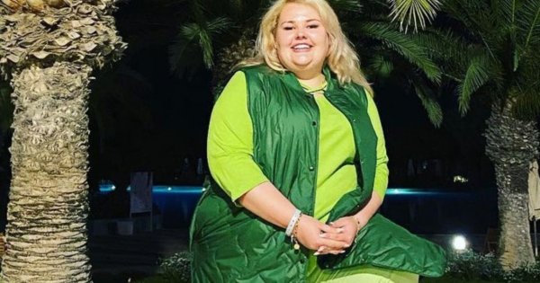 Kinga Zawodnik zabrała brata na event. Fani: "Wygląda jak nie z tej bajki. Jakby był wklejony". Faktycznie?