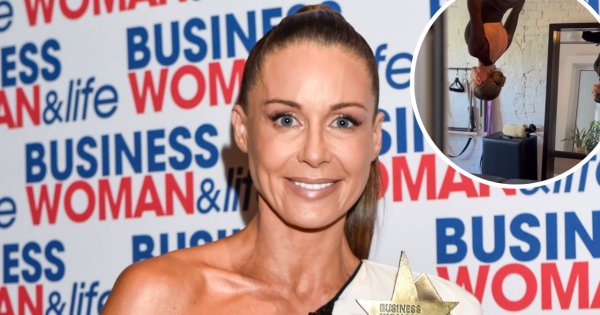 Małgorzata Rozenek wygina śmiało ciało w czarnym body i zakolanówkach! Wow, co za figura!
