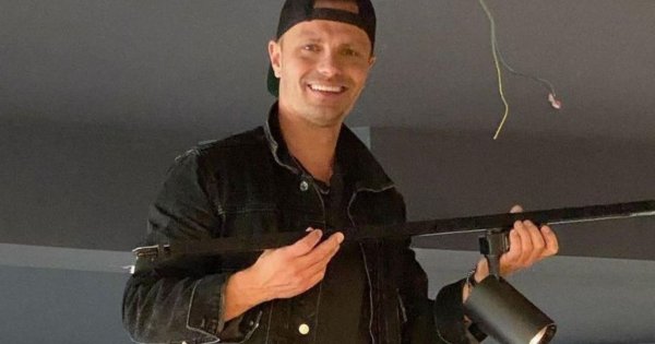 Marcin Hakiel na romantycznym zdjęciu z ukochaną. Fani: "Dno dna! Miesiąc po rozwodzie. Żenada"