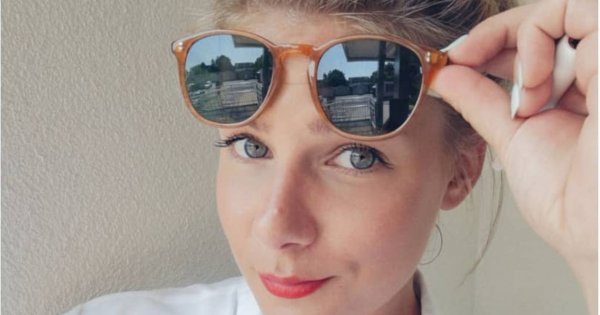 Marta Wierzbicka wspomina letnie stylizacje. "Marta grubo" - odważne bikini, sterczące sutki i kuszący dekolt nie uszły uwadze
